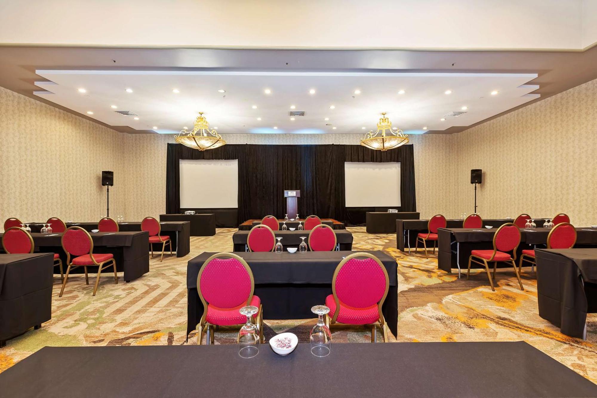 Doubletree By Hilton Whittier Hotell Exteriör bild