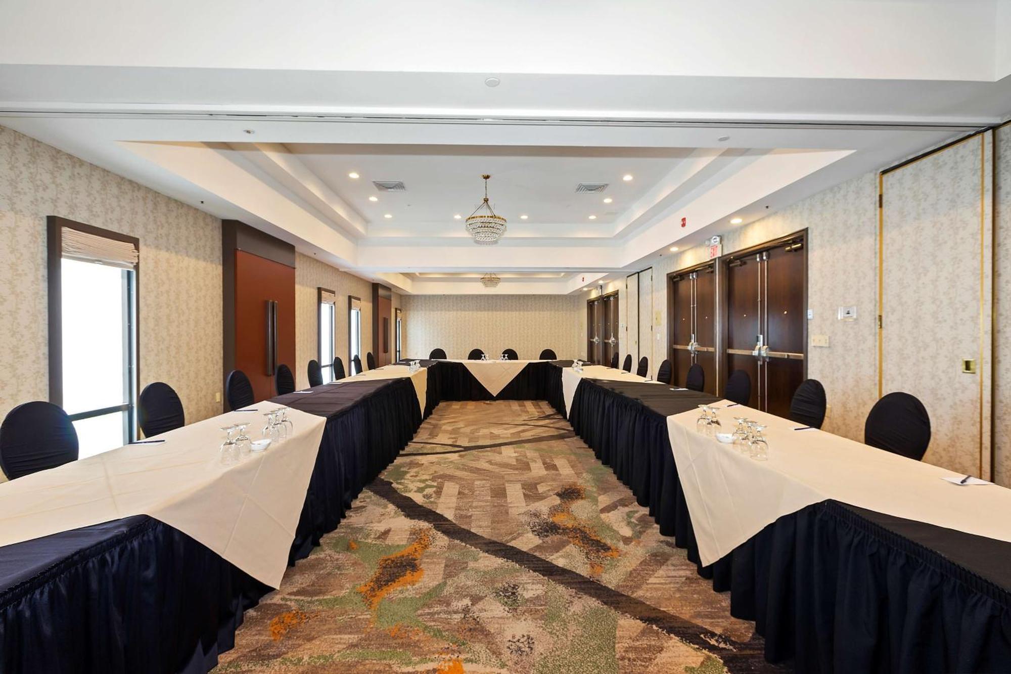 Doubletree By Hilton Whittier Hotell Exteriör bild
