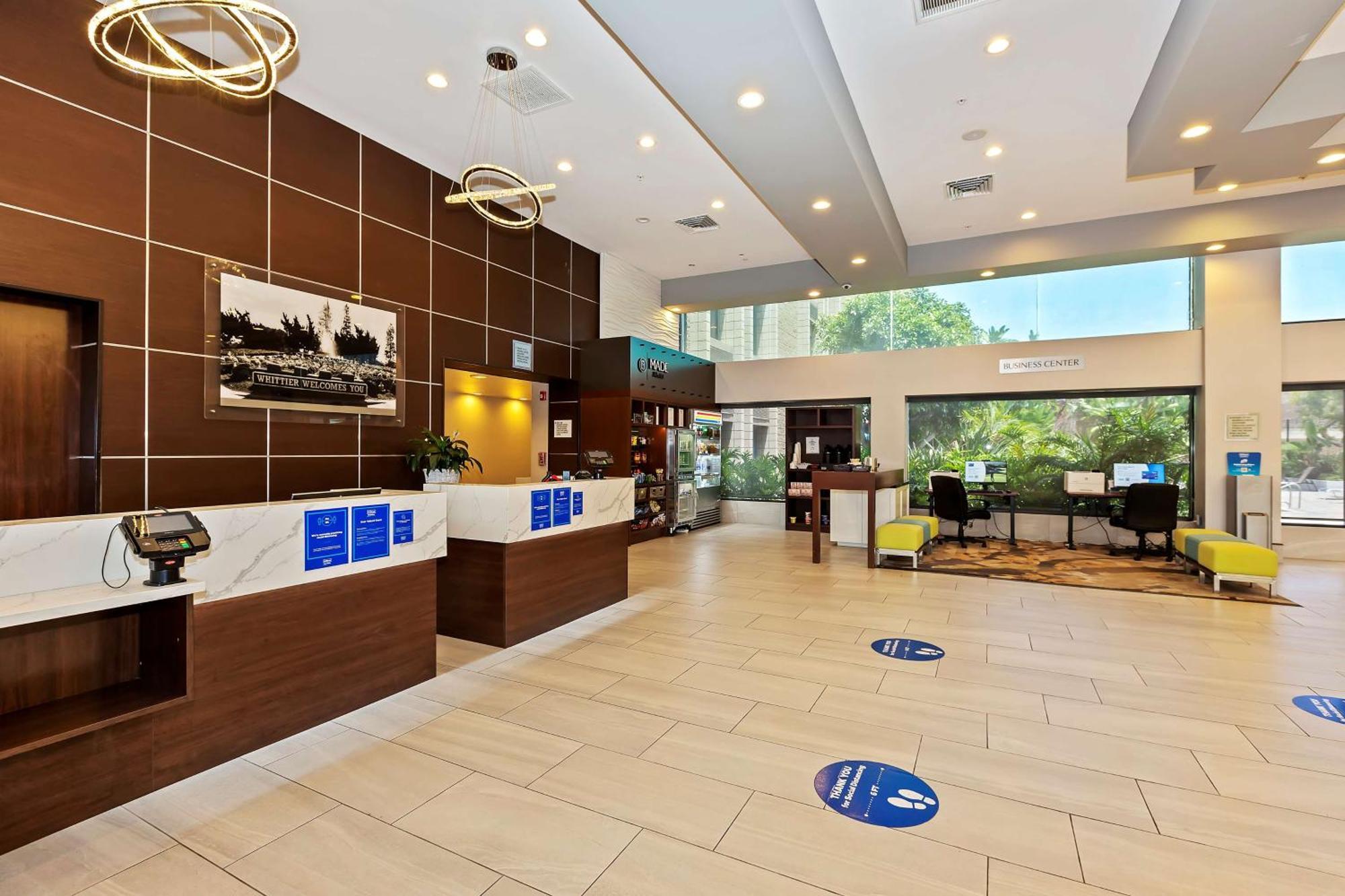 Doubletree By Hilton Whittier Hotell Exteriör bild