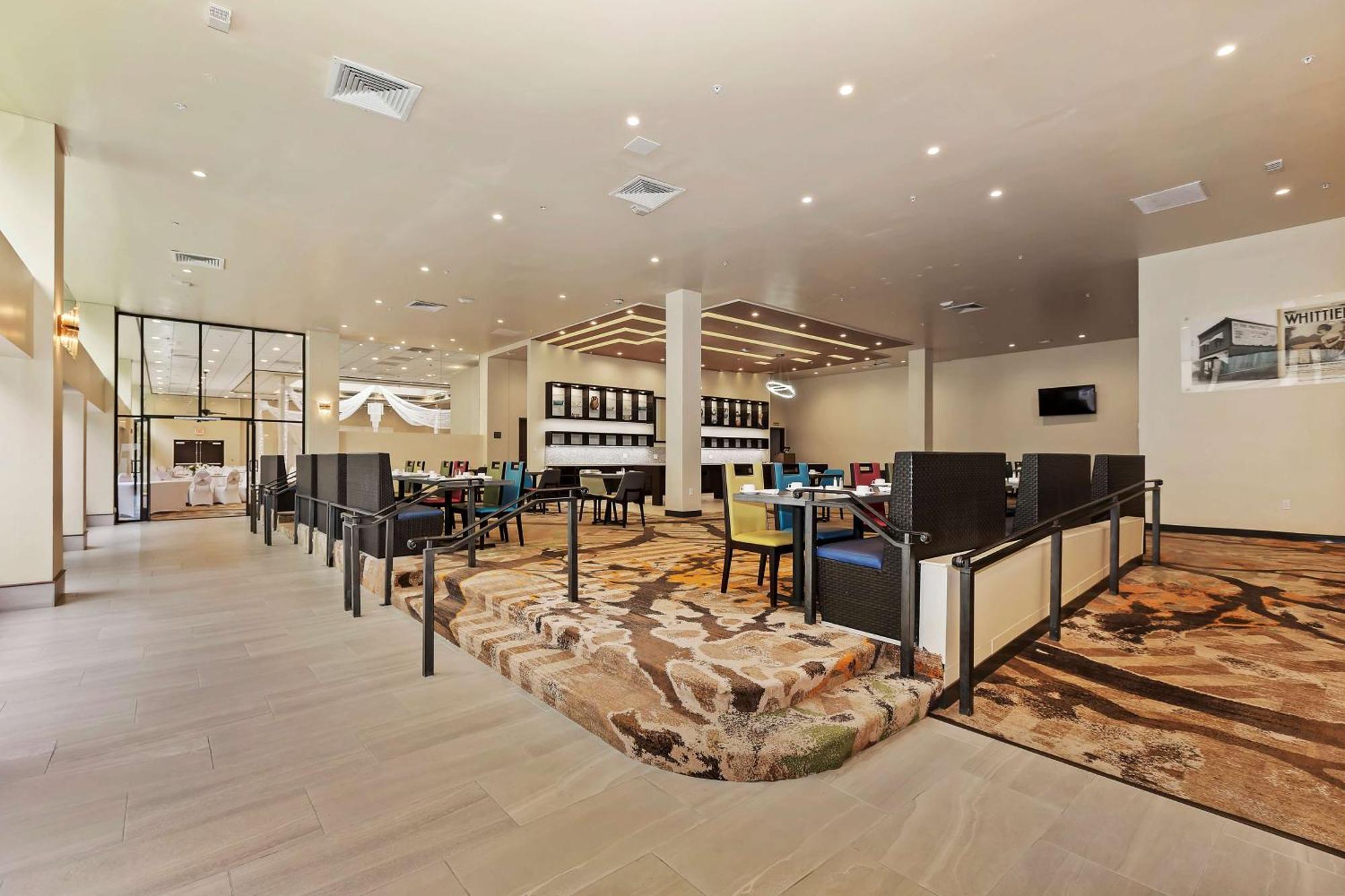Doubletree By Hilton Whittier Hotell Exteriör bild