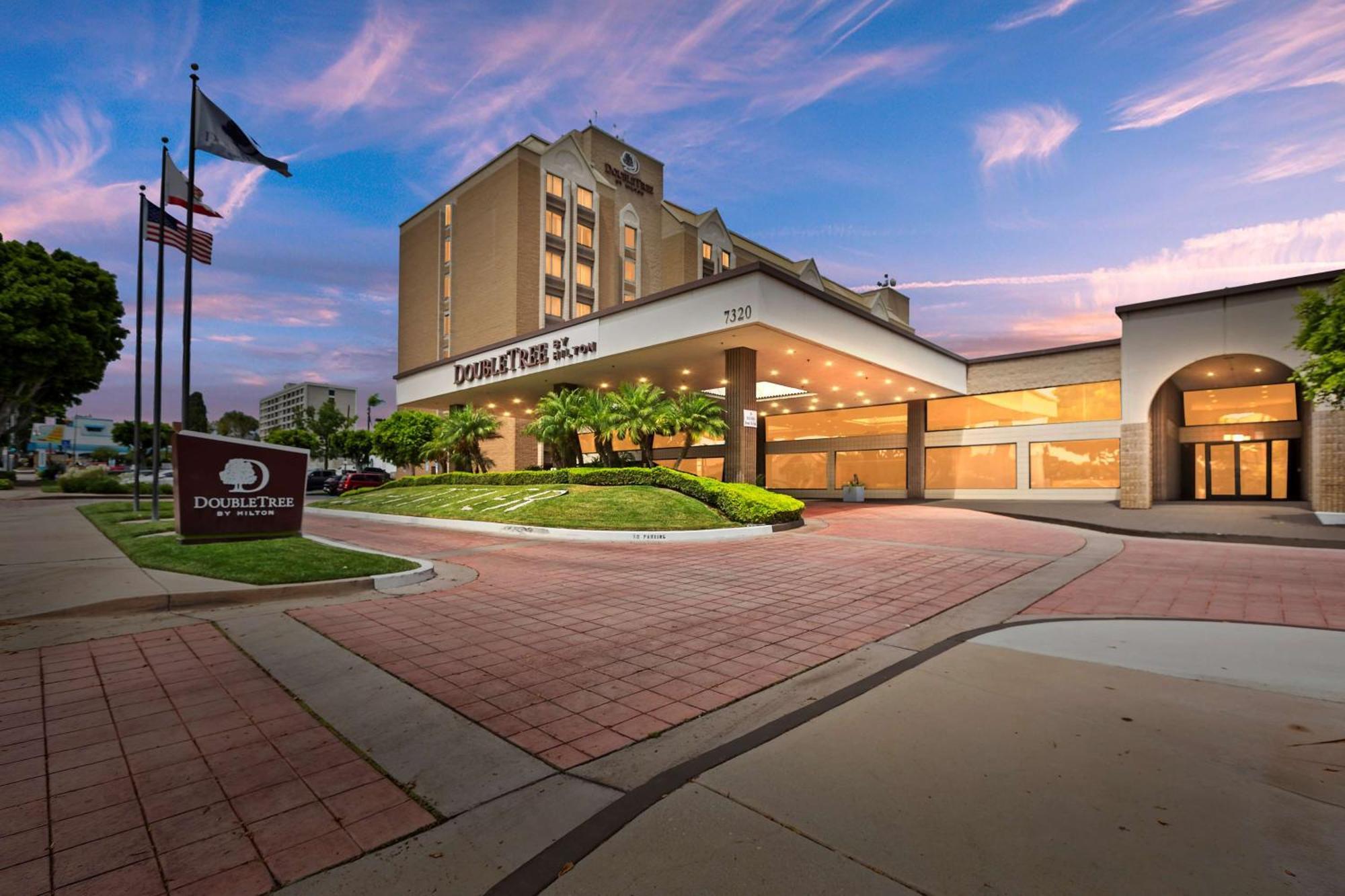 Doubletree By Hilton Whittier Hotell Exteriör bild