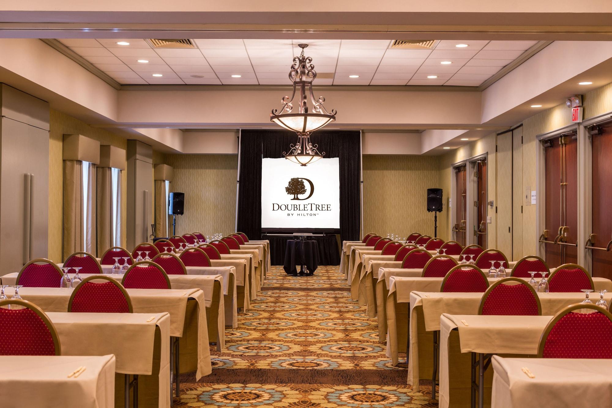 Doubletree By Hilton Whittier Hotell Exteriör bild